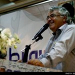 خالو راشد : در فضای مجازی برخی مواقع با طنزهای فاخر رو به رو هستیم! خالو راشد : در فضای مجازی برخی مواقع با طنزهای فاخر رو به رو هستیم!