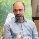 علی صادقی : طنز را باید جدی گرفت و سرسری از کنار آن نگذشت علی صادقی : طنز را باید جدی گرفت و سرسری از کنار آن نگذشت