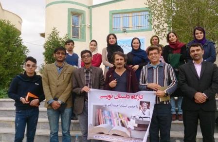 کارگاه طنز و داستان با حضور احمد اکبرپور در خورموج برگزار شد