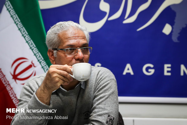 مجموعه داستانهای کوتاه طنز برای نوجوانان در «بابا حق نداشت»