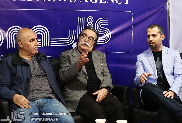 احمد عربانی ، جواد علیزاده و هادی حیدری در غرفه ایبنا
