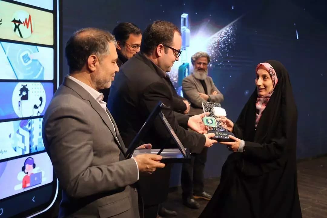 برندگان نهایی اولین جایزهی سال استیکر در مراسمی معرفی شدند